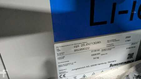 Tahač 2022  Jungheinrich EZS 130 neuwertig (10)