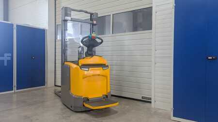 Gerbeurs 2020  Jungheinrich ERC 214 115 320 ZZ (1)