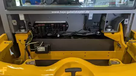 Elektro 4 Rad 2019  Jungheinrich EFG 425s neuwertige Batterie (5)
