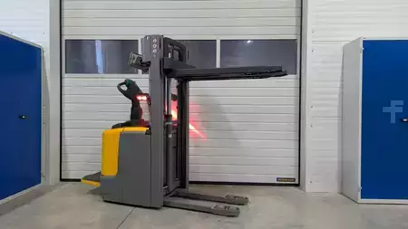 Stacker pedestre 2020  Jungheinrich ERC 212 115 290 ZZ (3)