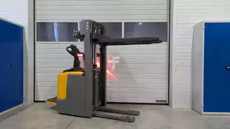 Hochhubwagen 2020  Jungheinrich ERC 212 115 290 ZZ (3)