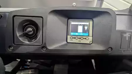 Elektro 4 Rad  Jungheinrich EFG BC 330 Ausstellungsstück (9)