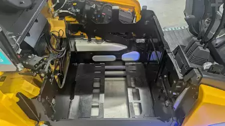 Elektro 4 Rad  Jungheinrich EFG BC 330 Ausstellungsstück (7)