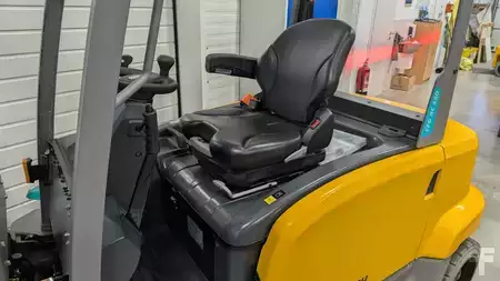 Elektro 4 Rad  Jungheinrich EFG BC 330 Ausstellungsstück (6)