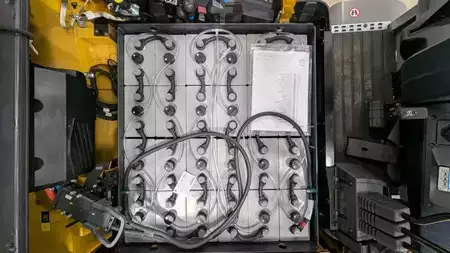 Elektro 4 Rad 2023  Jungheinrich EFG BC 330 Ausstellungsstück (10)