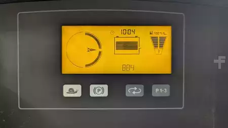 Négyutas tolóoszlopos targonca 2015  Jungheinrich ETV Q25 (9)