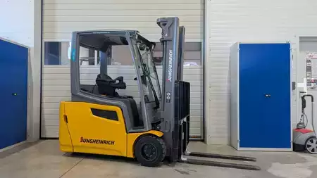 El truck - 3 hjulet 2018  Jungheinrich EFG 220 GE120-480DZ (2)