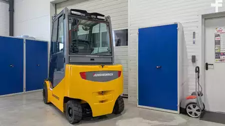 Carrelli elettrici 4 ruote 2018  Jungheinrich EFG 430 G+E 230-550DZ (3)