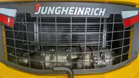 Diesel Forklifts 2020  Jungheinrich DFG 320s GE-330ZZ (5)