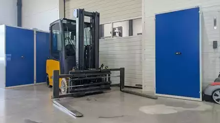 Elektro 4 Rad 2012  Jungheinrich EFG 320 GE120-480DZ (2)