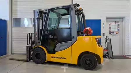 Treibgasstapler 2018  Jungheinrich TFG 435s GE110 (3)