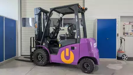 Elektro čtyřkolový VZV 2025  AntOn CBH 2.5 (1)