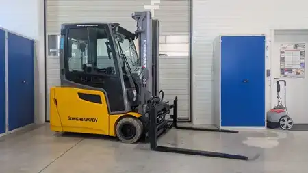 Electric - 3 wheels 2019  Jungheinrich EFG 220 G120-480DZ (1)