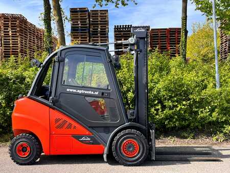 Propane Forklifts 2018  Linde H30T-02 (2)