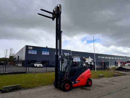 Propane Forklifts 2018  Linde H30T-02 (8)