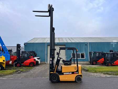 Elektrisk- 4 hjul 2006  CAT Lift Trucks EP25K-PAC (7)