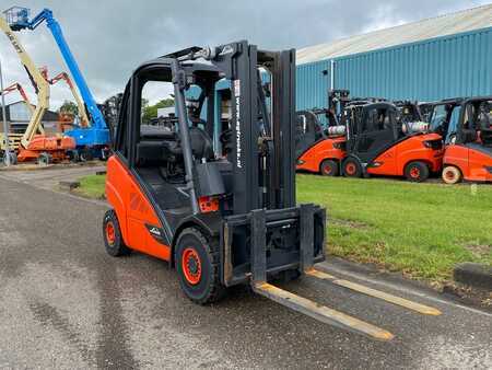 Carretilla elevadora GLP 2018  Linde H35T-02 (2)