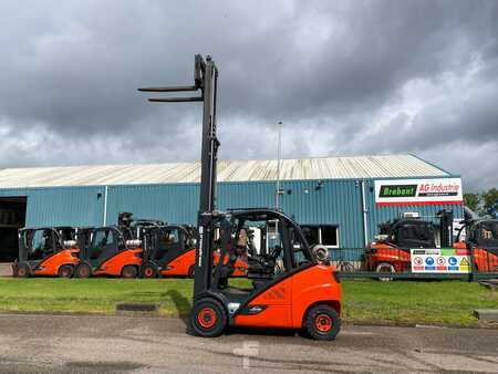 Carretilla elevadora GLP 2018  Linde H35T-02 (4)