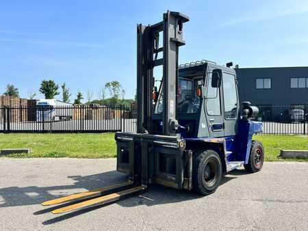 Empilhador diesel 2011  CAT Lift Trucks DP70 (6)