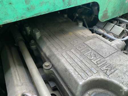 Dieselstapler 2008  Mitsubishi FD90N (13)