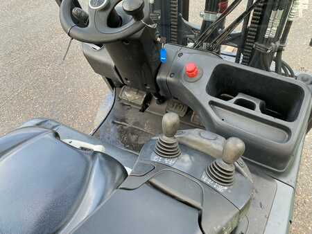 Sähkö - 4 pyör 2022  Linde E30L-01 (11)