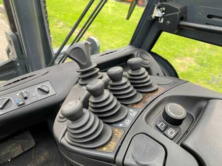 Elektro čtyřkolový VZV 2021  Linde E150 (14)