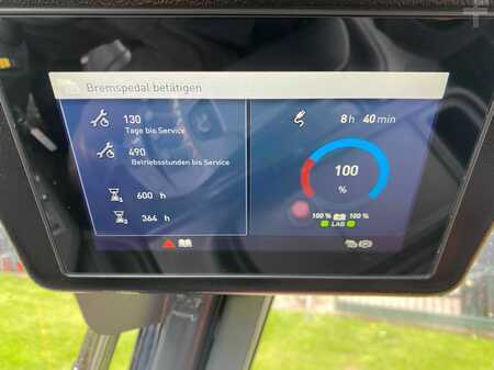 Elektro čtyřkolový VZV 2021  Linde E150 (15)