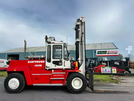 Chariots élévateurs diesel 2023  Svetruck 12 120 (1)