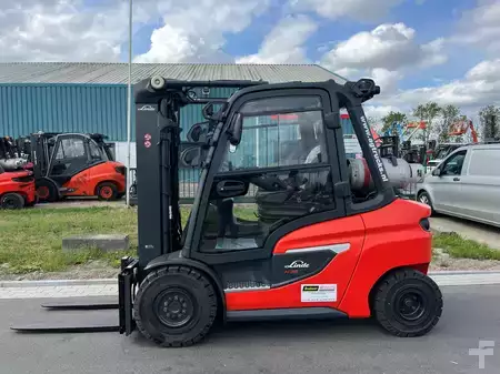 Gázüzemű targonca 2026  Linde H35T-01 (2)
