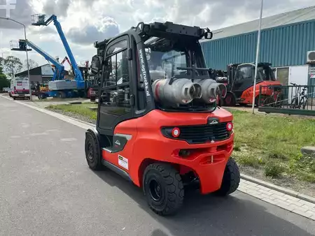 Gázüzemű targonca 2026  Linde H35T-01 (5)