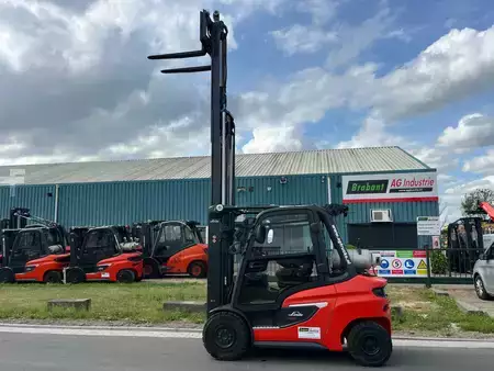 Gázüzemű targonca 2026  Linde H35T-01 (8)