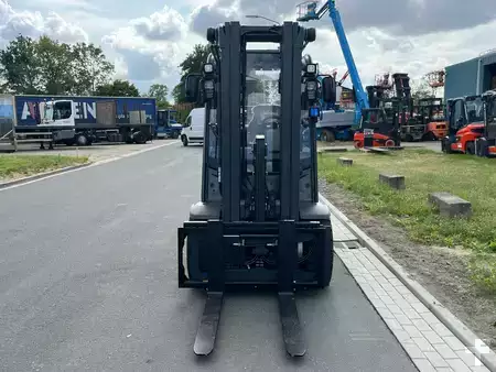 Gázüzemű targonca 2026  Linde H35T-01 (9)