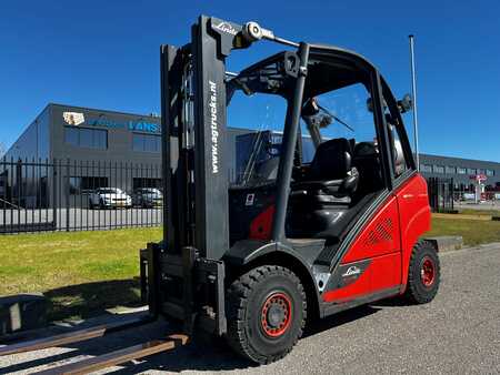 Propane Forklifts 2014  Linde H25T-02 (4)