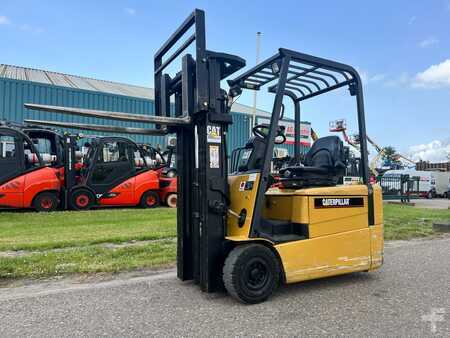 Electric - 3 wheels 2002  CAT Lift Trucks EP18KT (7)