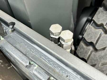 4-wiel elektrische heftrucks 2017  Linde E25L-01 (14)