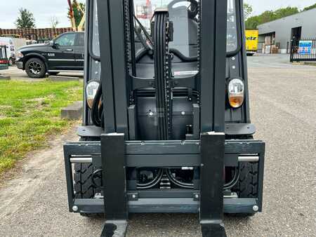 4-wiel elektrische heftrucks 2017  Linde E25L-01 (7)
