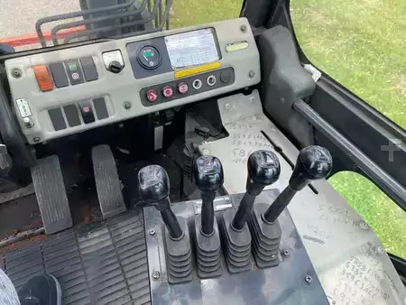 Carretilla elevadora diésel 2008  Mitsubishi FD90N (11)