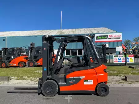 4-wiel elektrische heftrucks 2023  Linde E25L-01 (2)