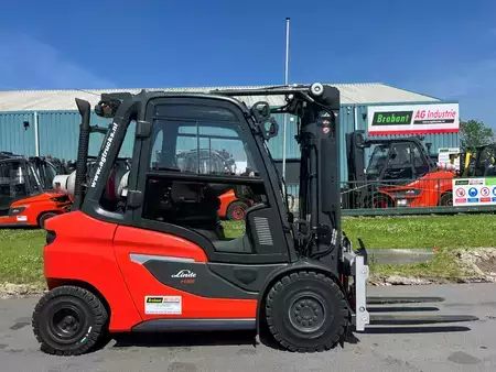 Wózki gazowe 2025  Linde H35T-01 (1)
