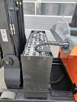 Reachtrucks 2009  BT RRE160 (9)