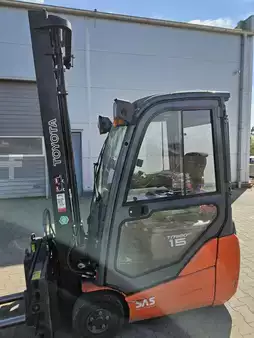 El truck - 3 hjulet 2011  Toyota 8FBET15 (5)