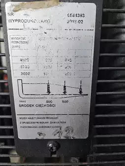 VZV s plošinou pro řidiče 2018  Toyota SPE160 (3)