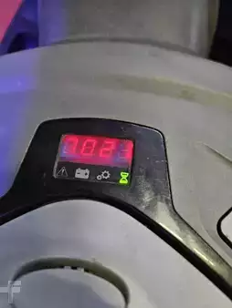 VZV s plošinou pro řidiče 2018  Toyota SPE 160 (8)