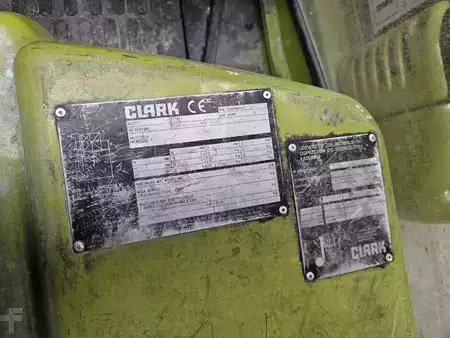 Gázüzemű targoncák 2020  Clark C15L (2)