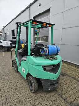 Wózki gazowe 2015  Mitsubishi FG25NT (3)