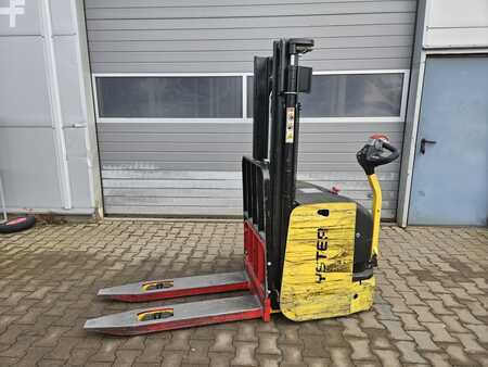 Magasemelésű béka 2015  Hyster S1.6 (1)