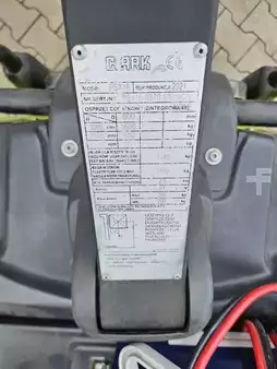 VZV s plošinou pro řidiče 2021  Clark PSX16 (6)