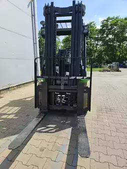 Elektryczne 4-kołowe 2026  EP Equipment EFL35 PRO (3)