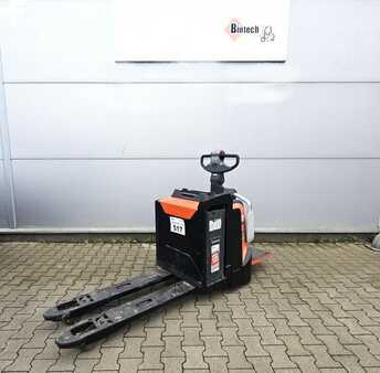 Wózki niskiego podnoszenia 2014  BT LPE 250 (10)