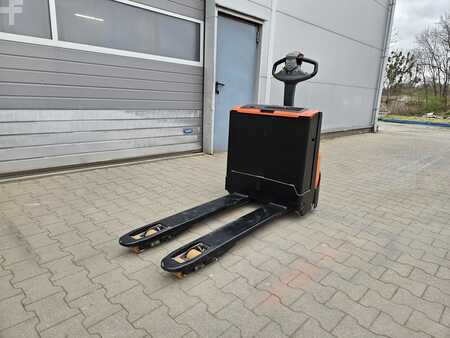 Elektrische palletwagens 2016  BT LWE 160 (2)